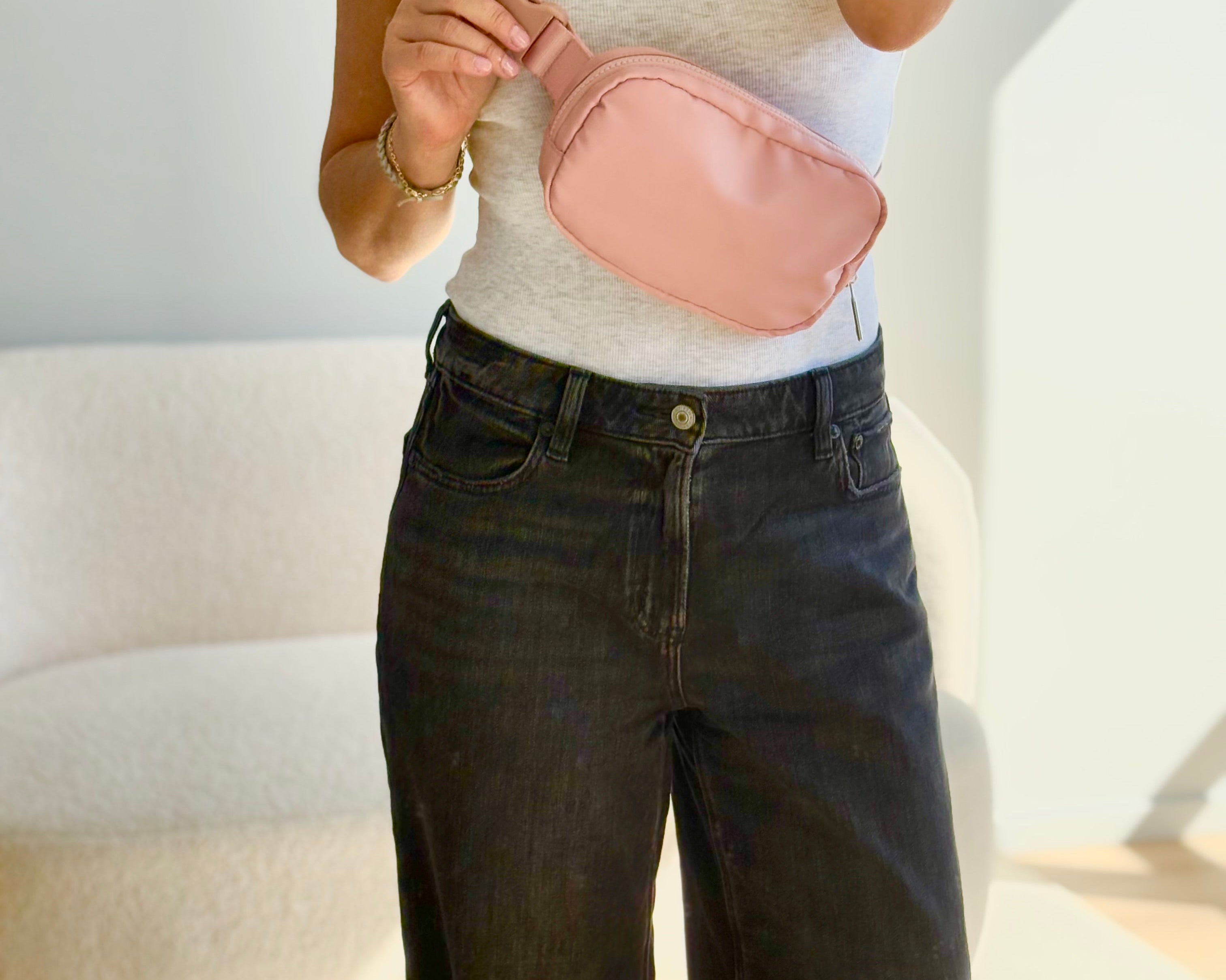 Meet the Move Bag: The Hands-Free Hero Your Outfits Deserve